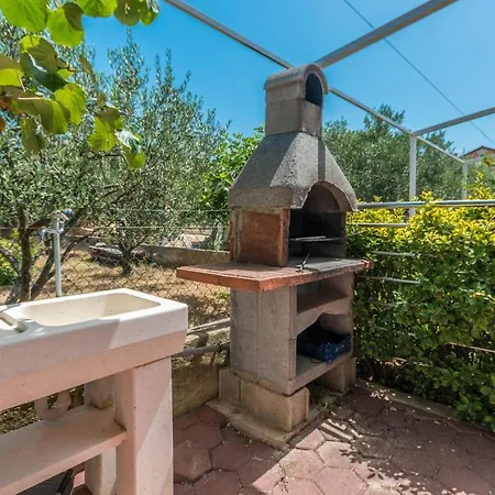 Amazing In With Kitchen Apartman Pakostane